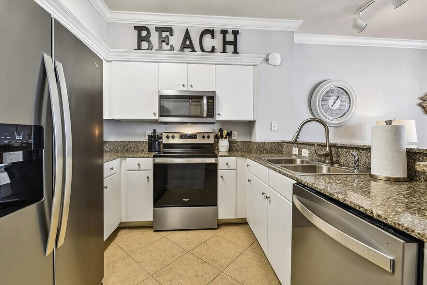 Building Photo - 104 Gulfside Ct
