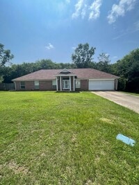 Building Photo - The Woodlands Subdivision!