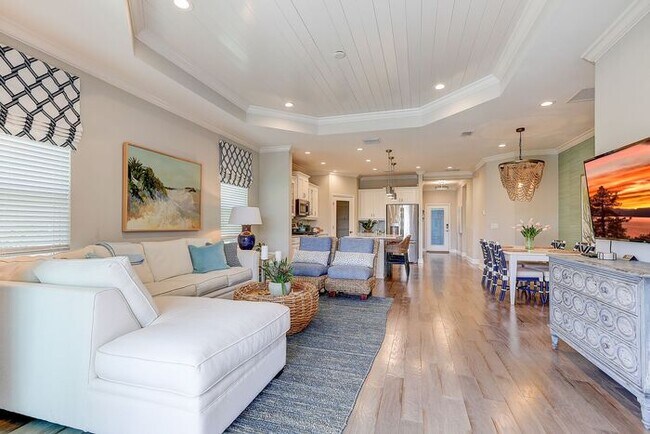 Building Photo - For Rent: Your Paradise Getaway in Lakewoo...
