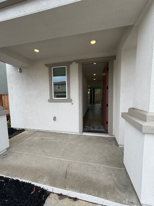 Building Photo - 3 Bedroom | 2.5 Bathroom | New single family home