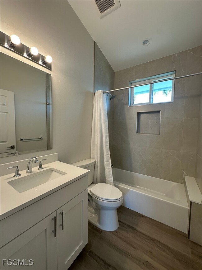 Building Photo - 4717 Spring Creek Dr