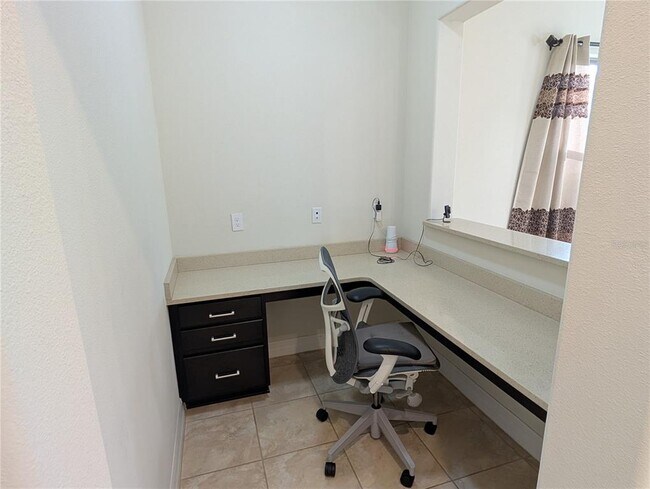 Building Photo - 1381 Patterson Ter