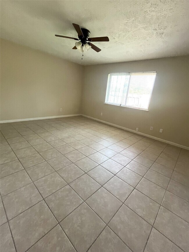 Building Photo - 14874 Easingwold Dr