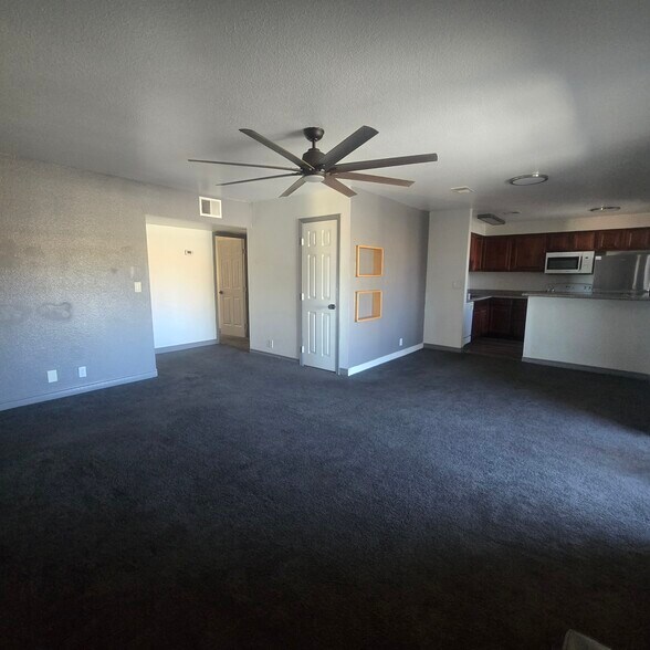 Building Photo - 5080 Indian River Dr