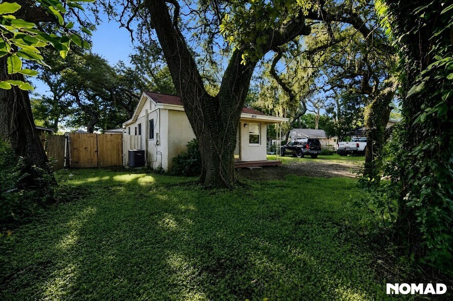Building Photo - 8915 N Orleans Ave