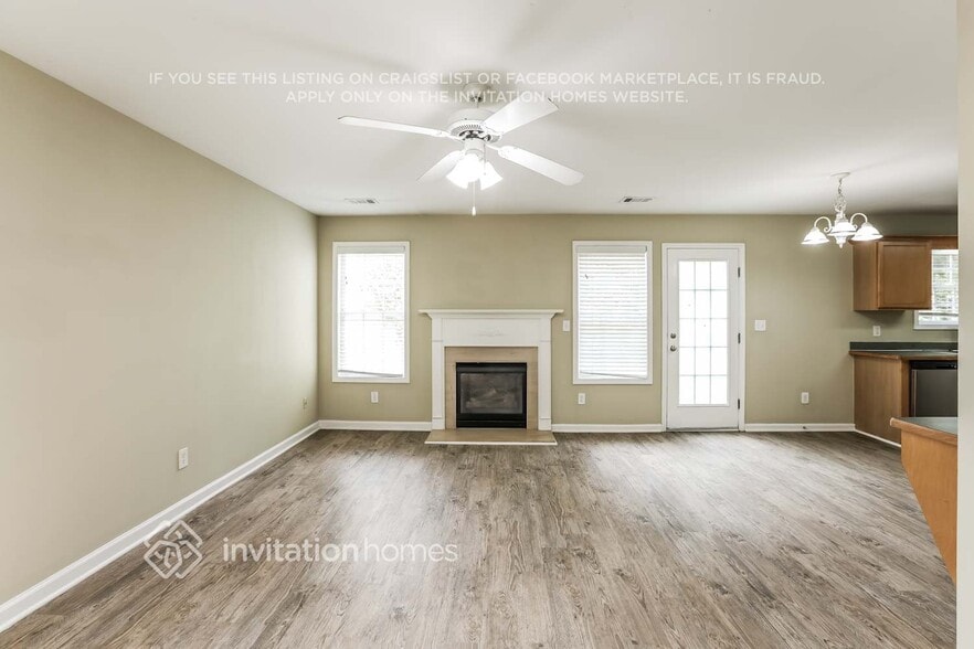 Building Photo - 3252 Shady Valley Ct SW
