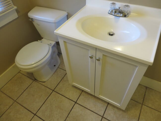 Building Photo - 1125 Wilt St