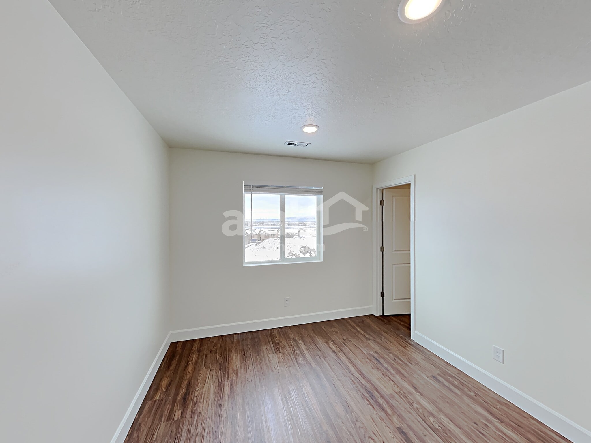 Building Photo - 1287 N Wagon Wy