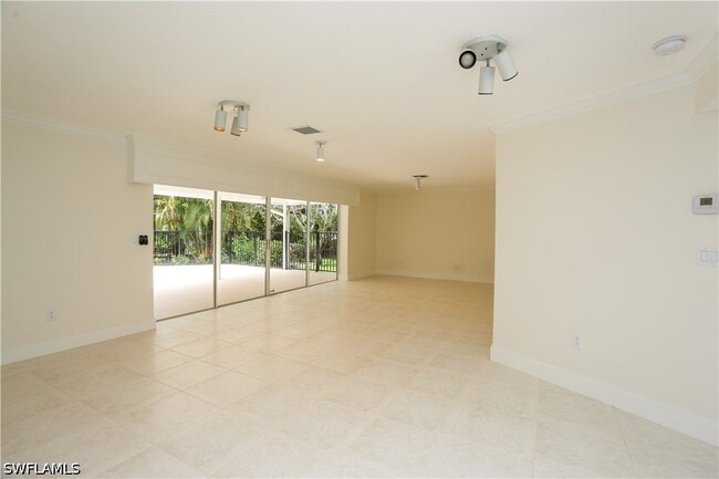 Building Photo - 2901 Crayton Rd