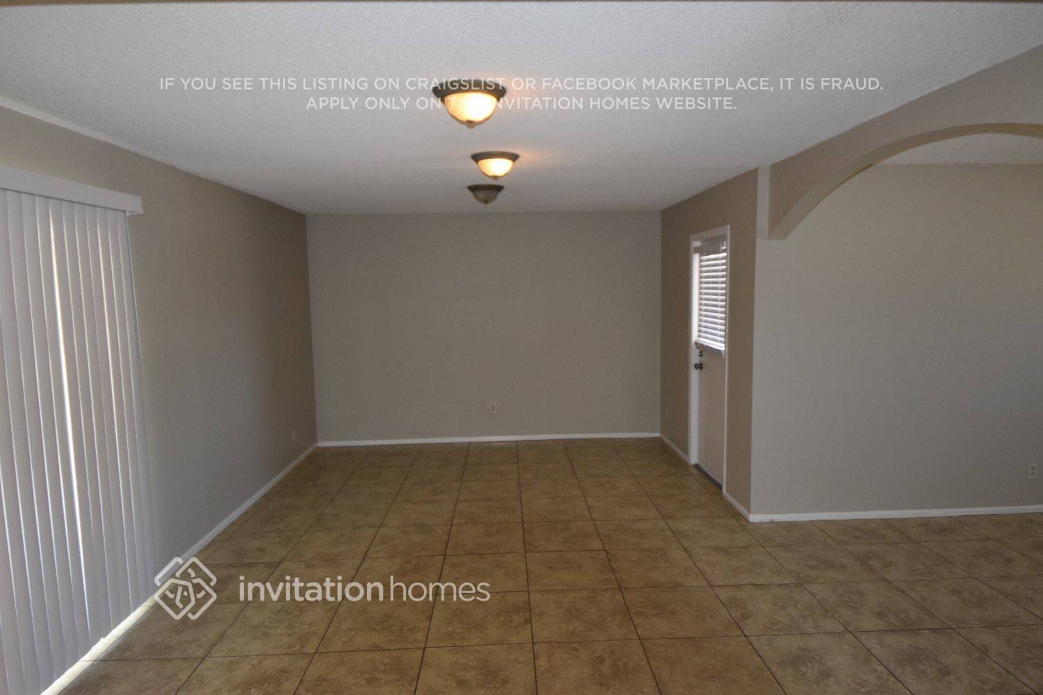 Building Photo - 3526 S Shafer Dr