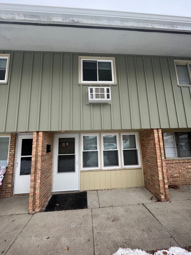 Building Photo - South 2nd St 222-224