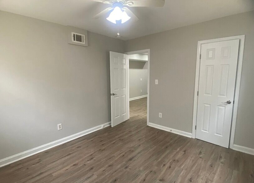 Building Photo - 2351 S St SE