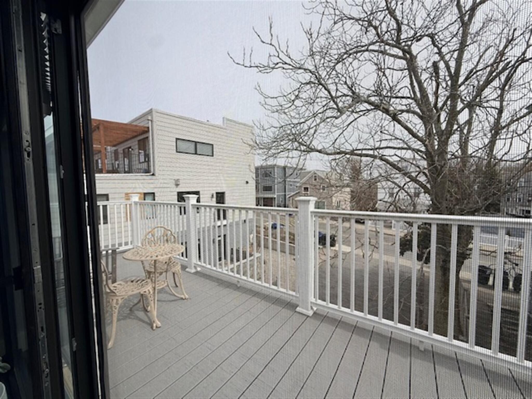 Building Photo - 3 Village St