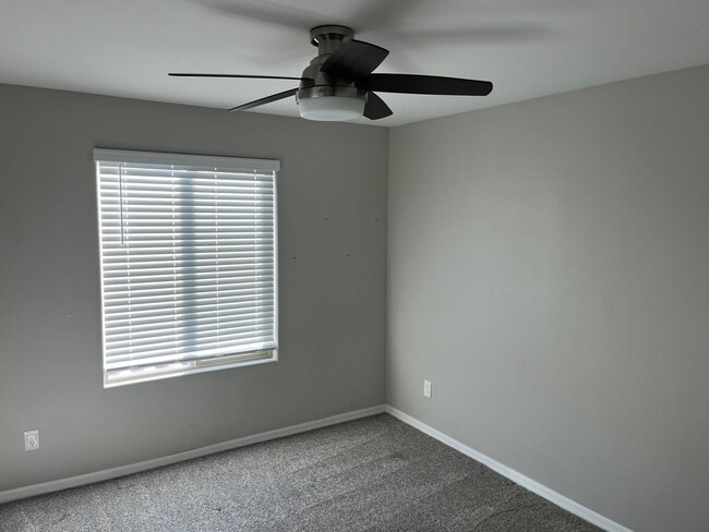 Building Photo - 17430 N 184th Ln