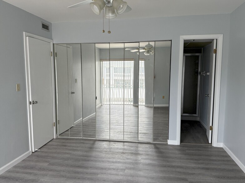 Master Bedroom Closet - 22333 Edgewater Dr