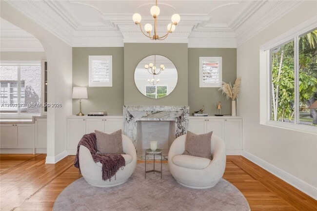 Building Photo - 320 NE 88th St