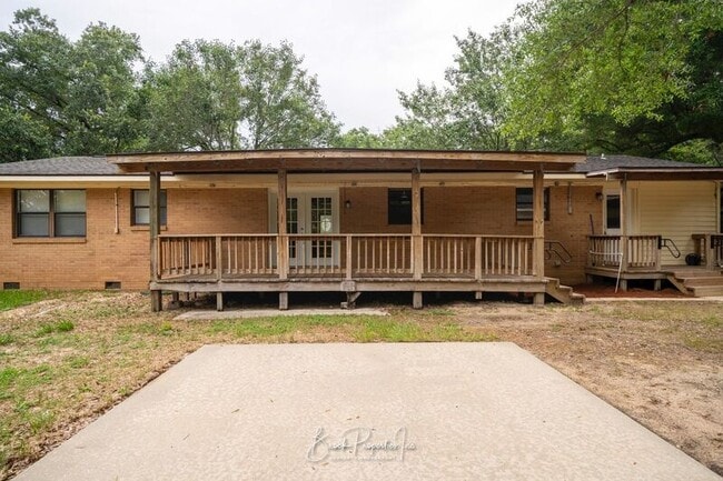 Building Photo - 1511 Woodchuck Ave