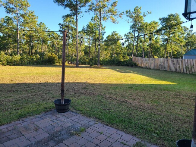 Building Photo - 3 Bedroom, 2.5 bath home - Sneads Ferry - Everetts Creek Community