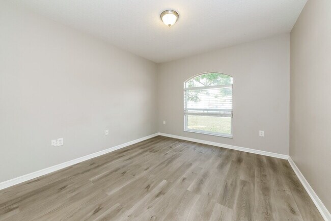 Building Photo - 2003 Old Arbor Ct