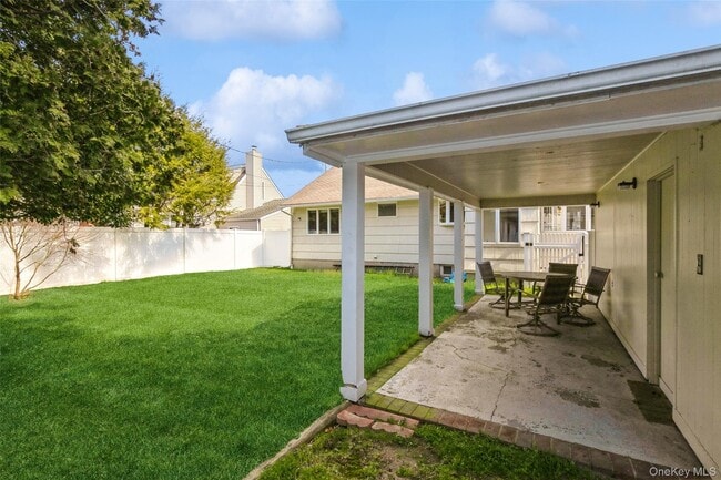 Building Photo - 26 Whitman Ave