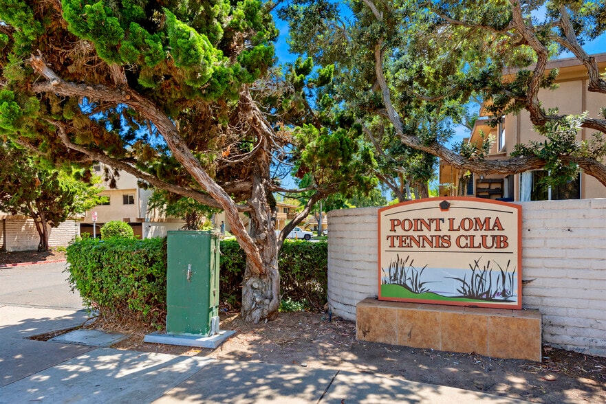 Building Photo - 2640 Worden St.