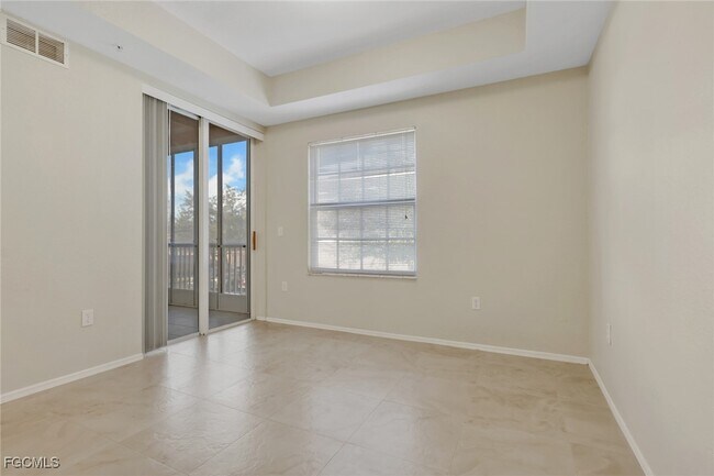 Building Photo - 9025 Colby Dr