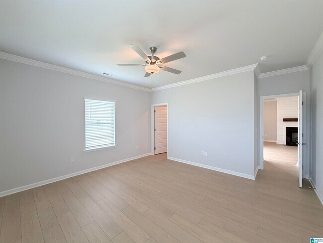 Building Photo - 237 Granby Ln