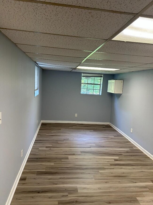 Building Photo - 464 Apache Trail NW