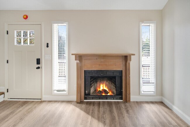 Building Photo - 6008 Champion Rd