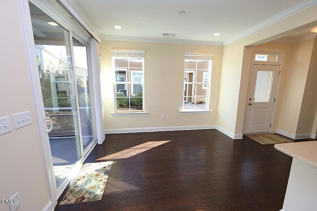 Building Photo - 446 Methven Grove Dr