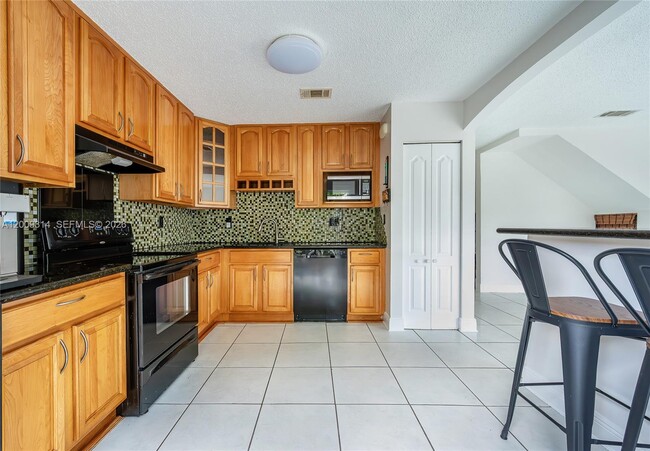 Building Photo - 13753 SW 160th Terrace