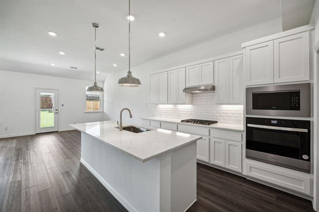 Building Photo - 3513 Sunflower St