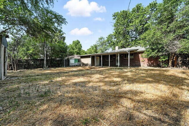 Building Photo - 3040 Worchester St