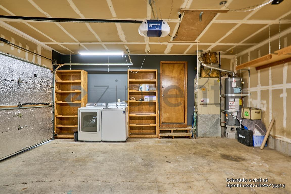 Building Photo - 17465 NW Carl Ct