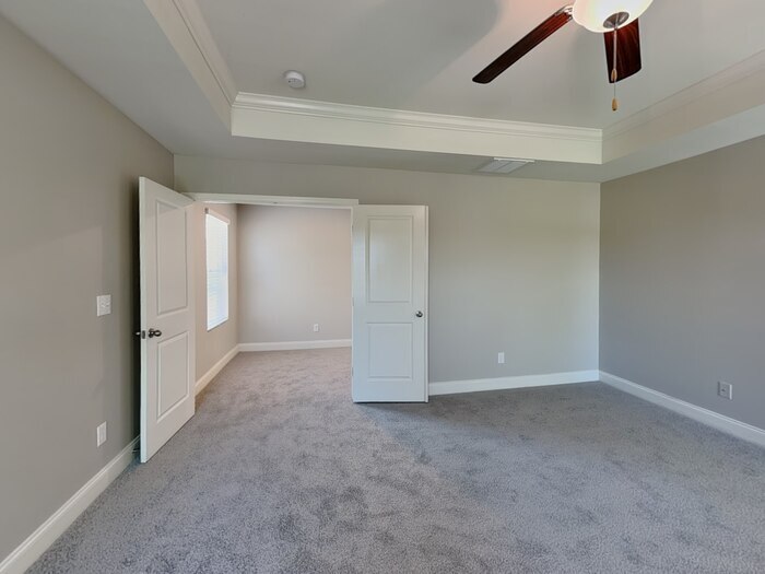 Building Photo - 3200 Emerald Ridge Ct