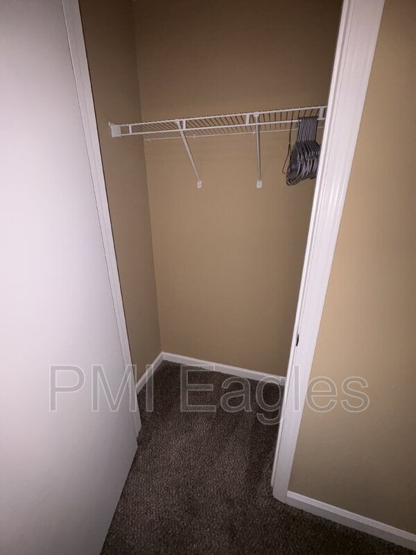 Building Photo - 3284 Tower Dr