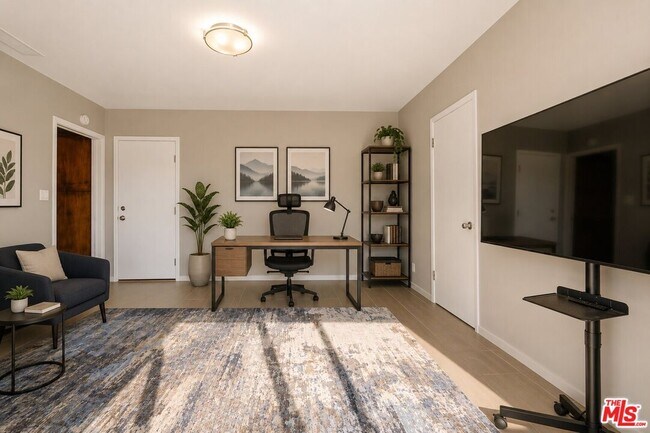 Building Photo - 2657 Zorada Dr