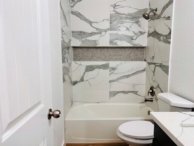 Building Photo - 25827 Rustica Dr
