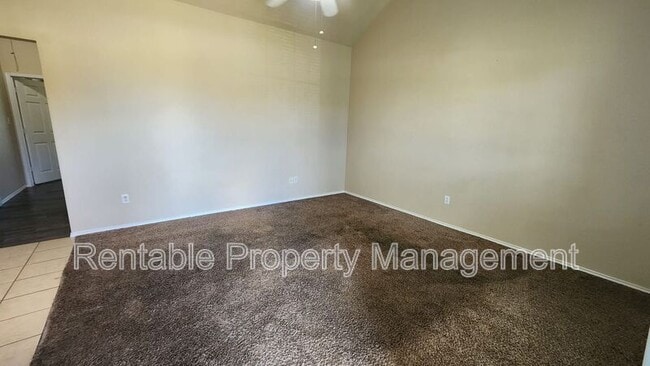Building Photo - 110 Collett Ct