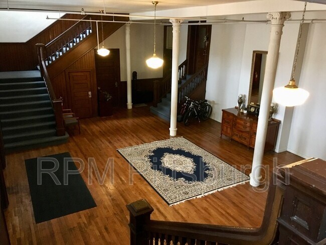 Building Photo - 171 S 15th St