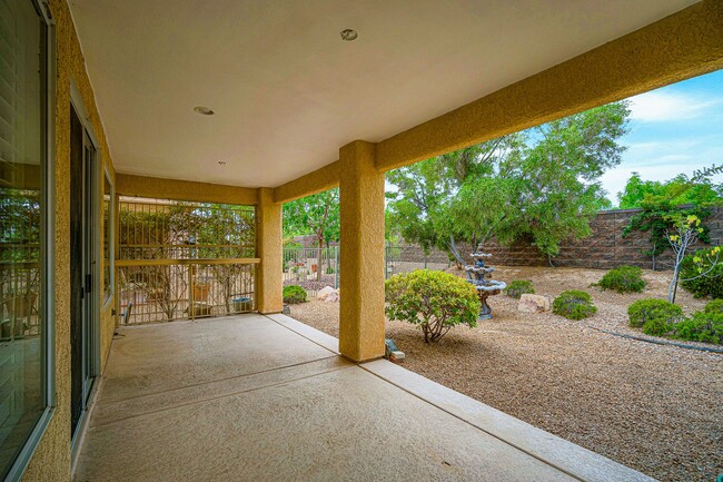 Building Photo - Beautiful Single Story Home in Guard Gated...