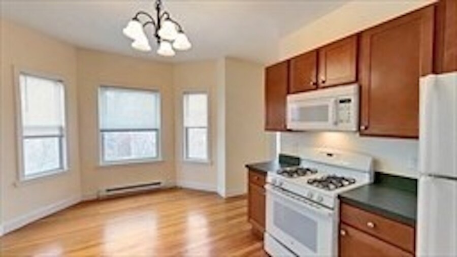Building Photo - 42 Grampian Way