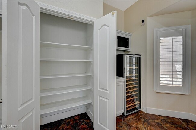 Building Photo - 5660 Winter Star Ct