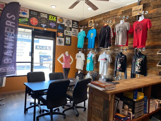 Building Photo - 120 N Pacific St