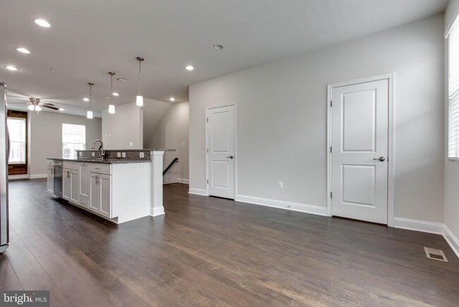 Building Photo - 7110 Druce Way