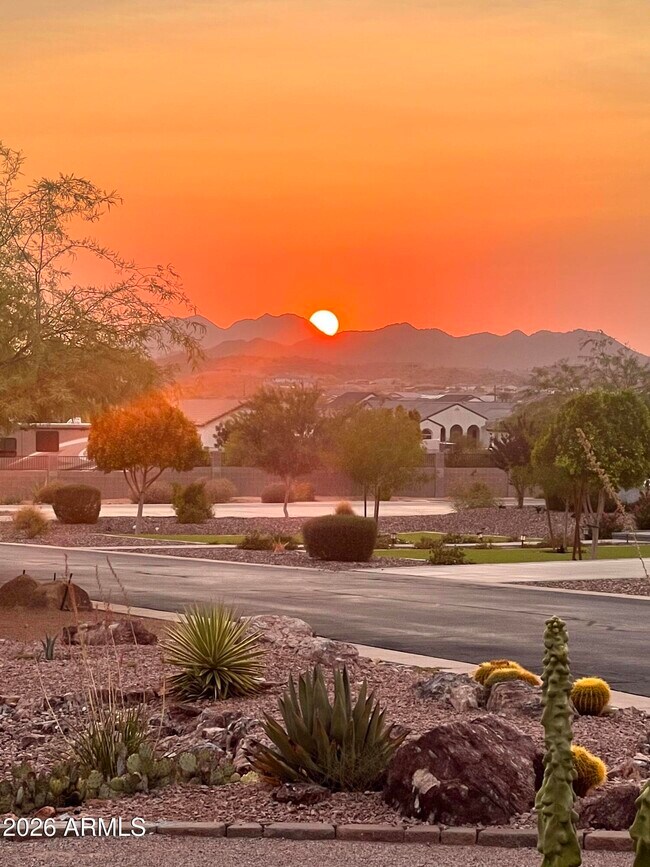 Building Photo - 267 W Amherst St