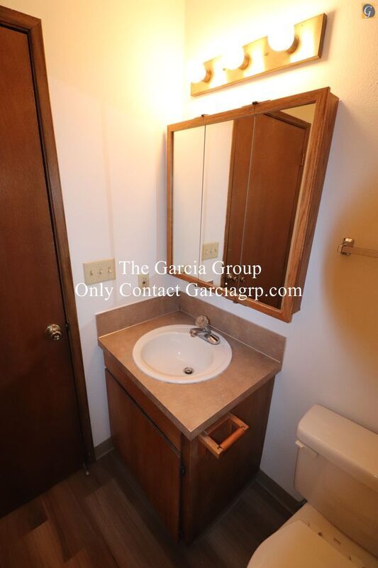 Building Photo - 3712 S Kelly Ave