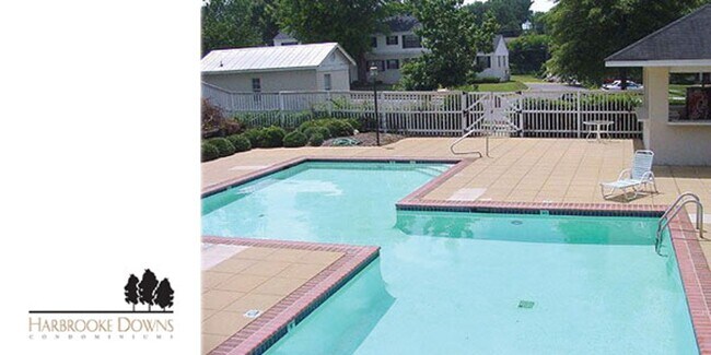 Building Photo - 2 bedroom 2 bath condo $1100.00