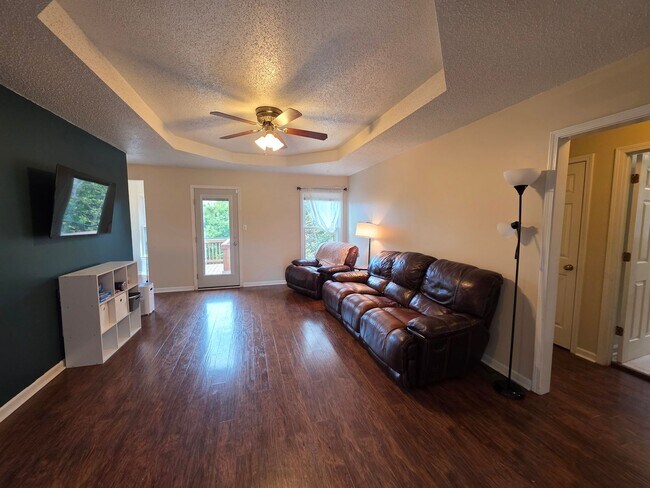 Building Photo - Welcome to Your Dream Retreat!