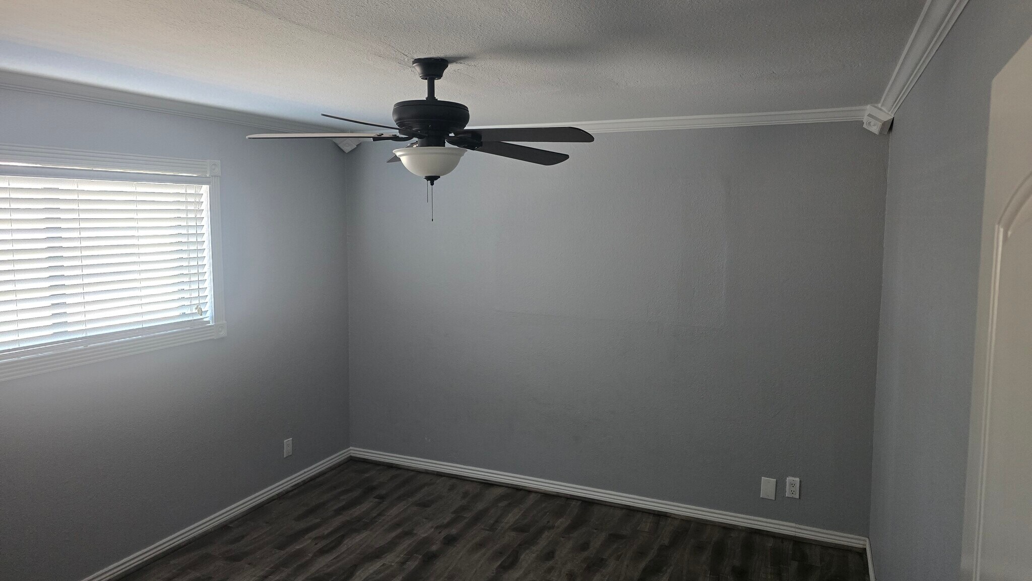 Building Photo - 1859 N Morris